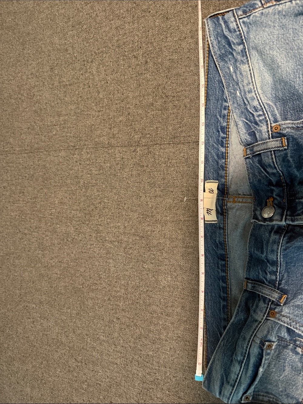 Madewell the dean easy straight Jean in monessen wash, 32, good condition - Picture 8 of 12